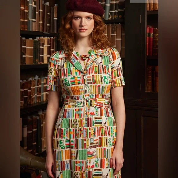 Adorable Joanie bookshelf print dress. NWT. US Women’s 14. Make an offer! - Picture 12 of 14